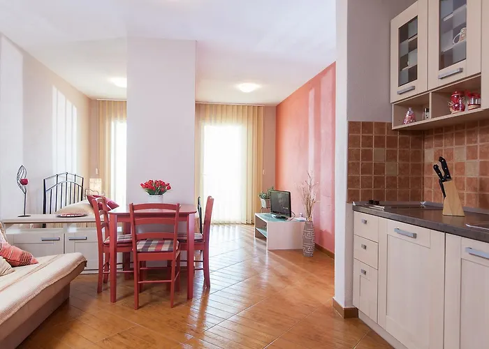 Vranjes Deluxe Apartamento Brela