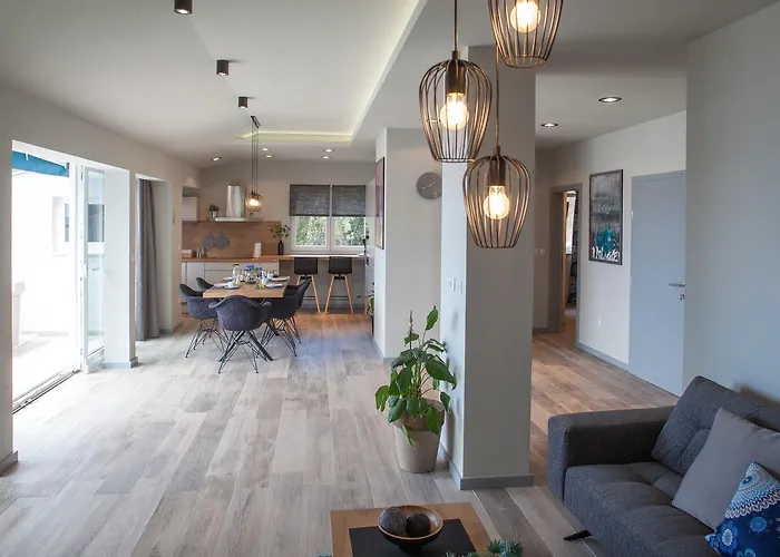 Vranjes Deluxe Apartamento Brela